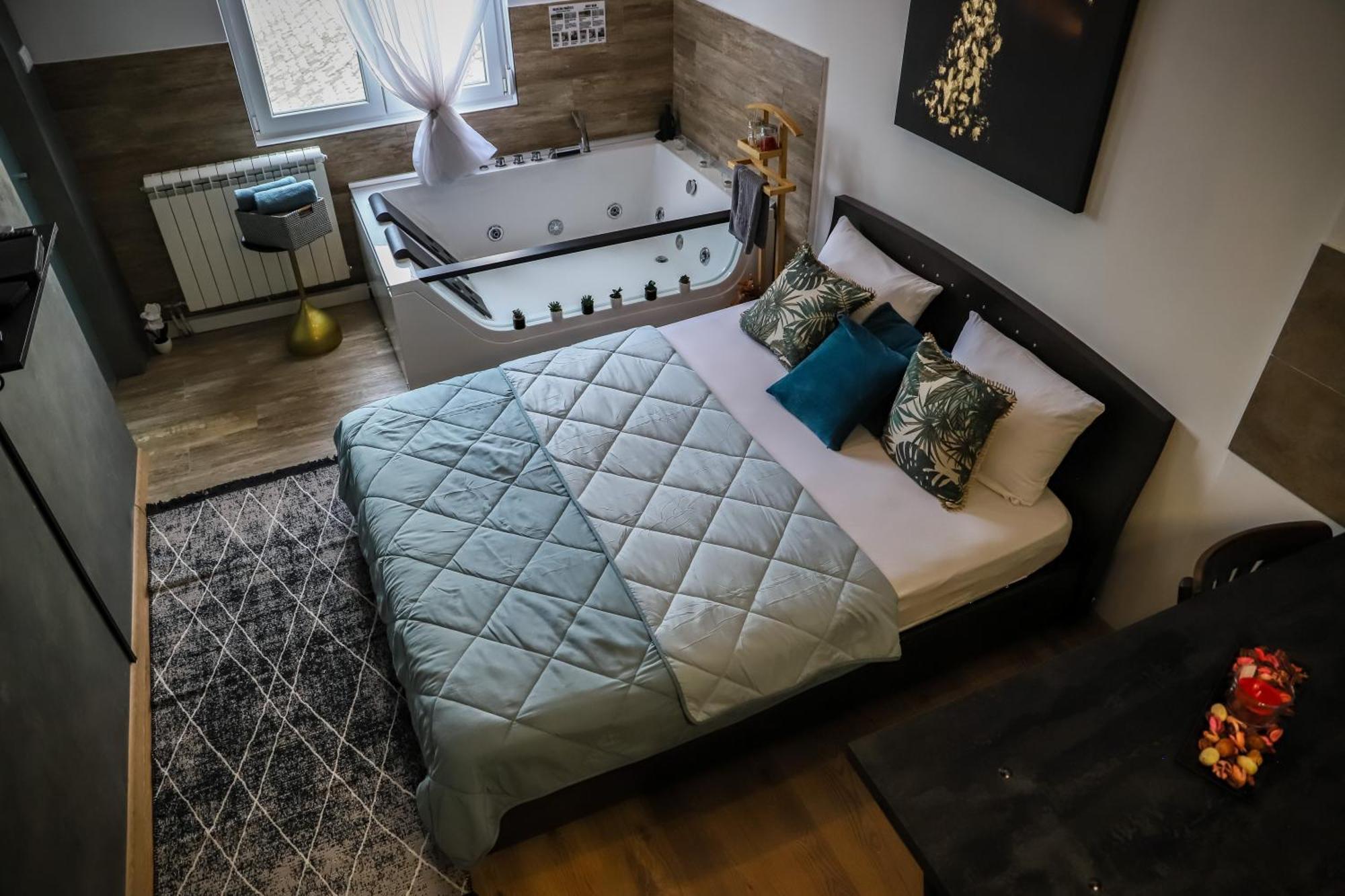 Apartment Jacuzzi Express Novi Sad